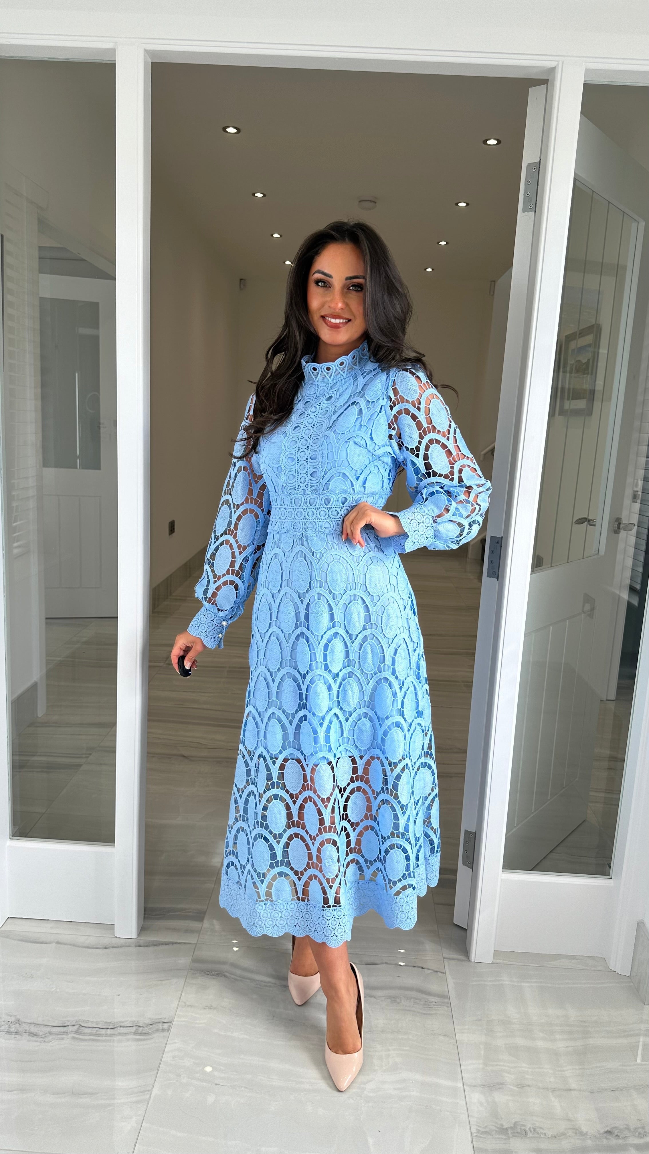 Amara – Romantic Elegant Midi Dress