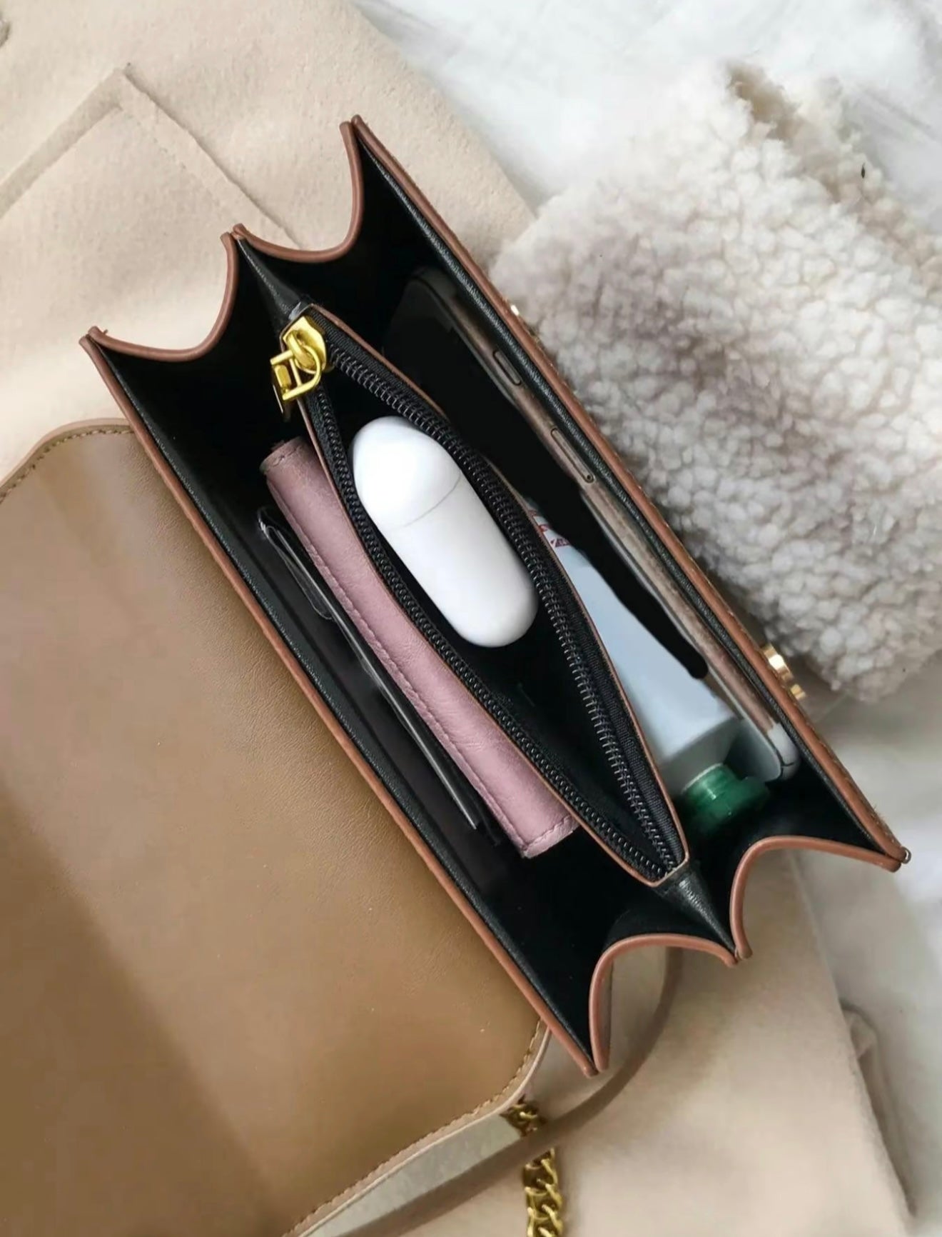 Éloria Paris - Luxury Chain Bag