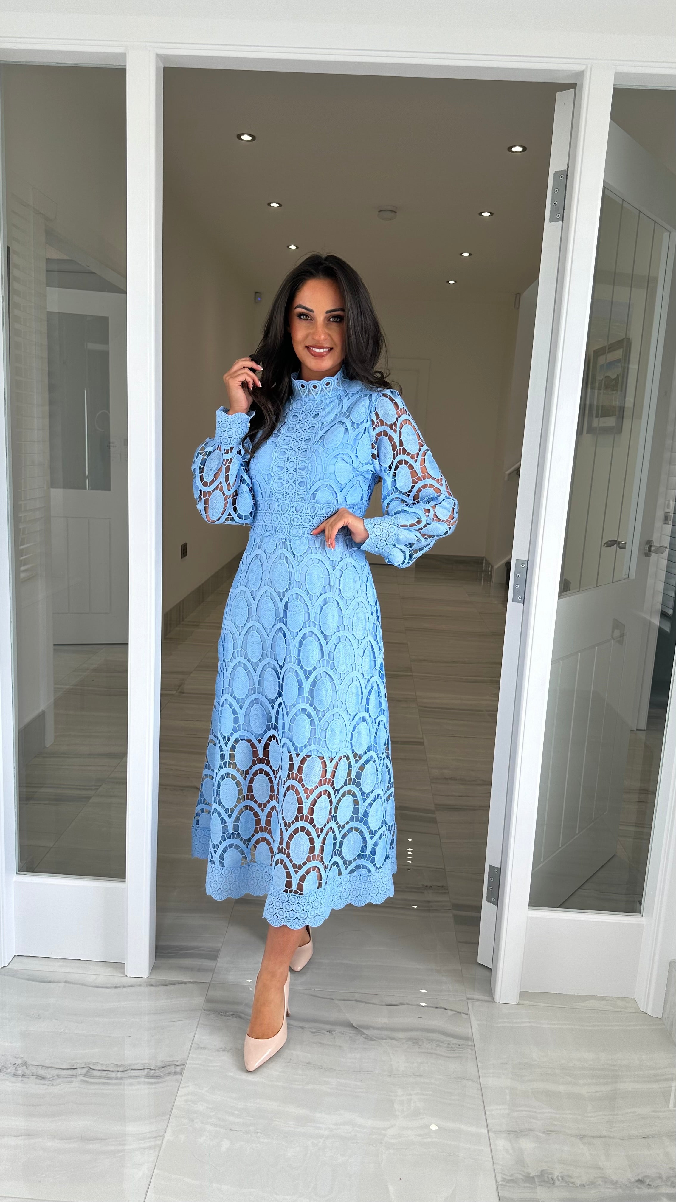 Amara – Romantic Elegant Midi Dress